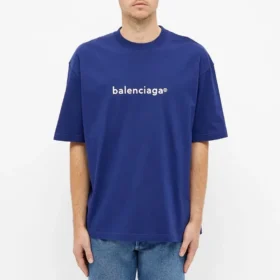 Balenciaga Herren-T-Shirt mit Logo-Alphabet, kurzärmelig, blau, 612966TIV541195 Balenciaga Herren-T-Shirt mit Logo-Alphabet, kurzärmelig, blau, 612966TIV541195