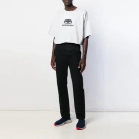 Balenciaga Herren-T-Shirt mit Logo-Aufdruck, Rundhalsausschnitt, kurze Ärmel, weiß 583214TFV652569 Balenciaga Herren-T-Shirt mit Logo-Aufdruck, Rundhalsausschnitt, kurze Ärmel, weiß 583214TFV652569