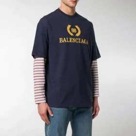 Balenciaga Herren-T-Shirt mit Logo, Rundhalsausschnitt, kurze Ärmel, marineblau 535622TAV044128 Balenciaga Herren-T-Shirt mit Logo, Rundhalsausschnitt, kurze Ärmel, marineblau 535622TAV044128