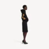 Balenciaga Sacra Cœur Hoodie für Damen in schwarzer Farbe mit mittlerer Passform Balenciaga Sacra Cœur Hoodie für Damen in schwarzer Farbe mit mittlerer Passform
