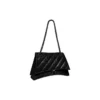 Crush Medium Kettenhandtasche, gesteppt „Schwarz“ 716393210IY1000