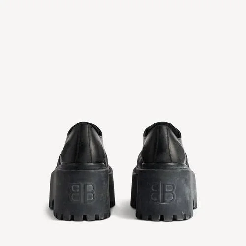 Damen-Derby-Schuhe „Strike“ mit Plateau in Schwarz Damen-Derby-Schuhe „Strike“ mit Plateau in Schwarz
