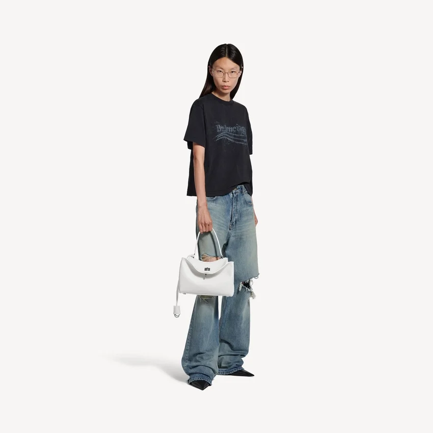Damen-Handtasche „Rodeo“ klein in Optikweiß Damen-Handtasche „Rodeo“ klein in Optikweiß
