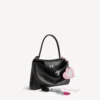 Damen-Handtasche „Rodeo“ klein mit Anhängern in Schwarz Damen-Handtasche „Rodeo“ klein mit Anhängern in Schwarz