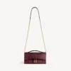 Damen-Pochette in Hourglass-Form mit Kette in dunklem Burgunderrot Damen-Pochette in Hourglass-Form mit Kette in dunklem Burgunderrot