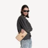 Damen-Pochette in Hourglass-Form mit Kette in Nude Damen-Pochette in Hourglass-Form mit Kette in Nude