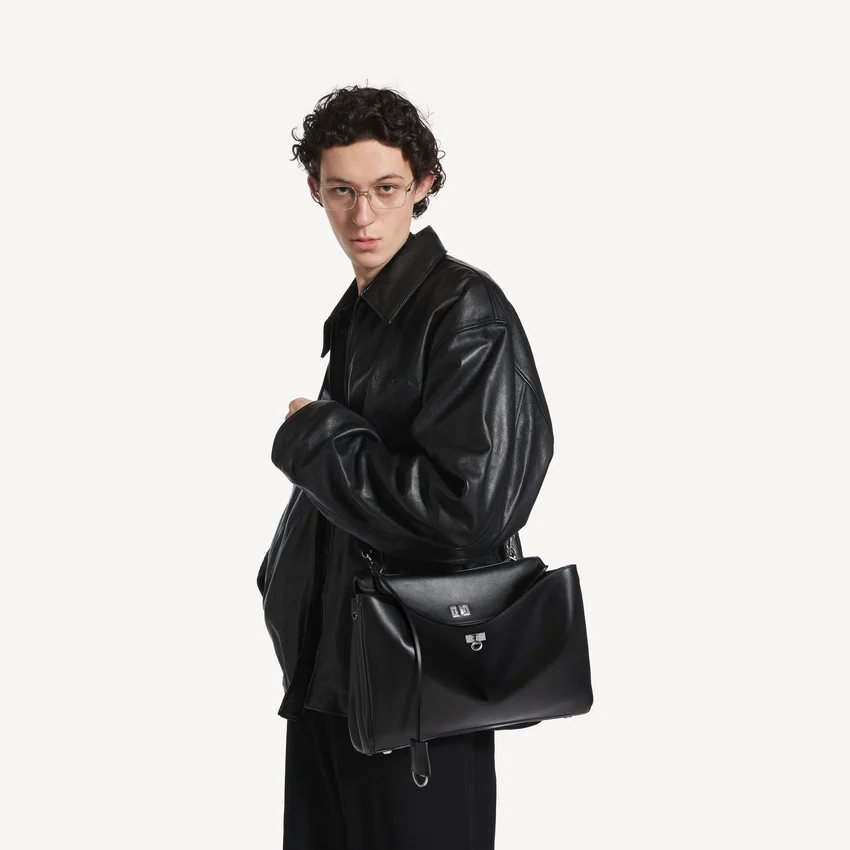 Damen-Rodeo-Handtasche, mittelgroß, in Schwarz Damen-Rodeo-Handtasche, mittelgroß, in Schwarz