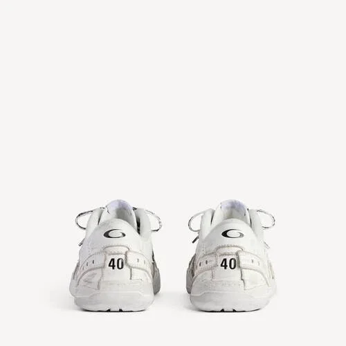 Damen-Sneaker „Hamptons“ in weiß mit mittlerem Used-Look Damen-Sneaker „Hamptons“ in weiß mit mittlerem Used-Look