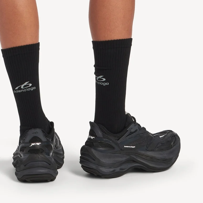 Damen-Sneaker „Jet“ in Schwarz Damen-Sneaker „Jet“ in Schwarz