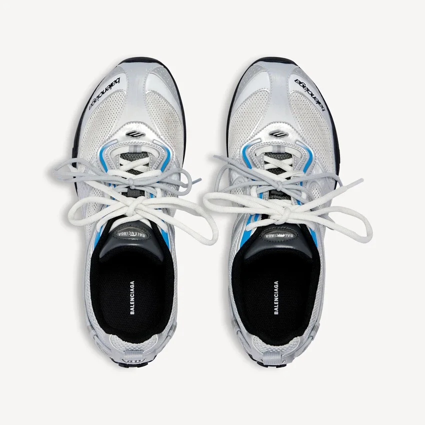 Herren-Sneaker „Radar Gradient Lines“ in Weiß/Grau/Silber/Schwarz/Blau Herren-Sneaker „Radar Gradient Lines“ in Weiß/Grau/Silber/Schwarz/Blau