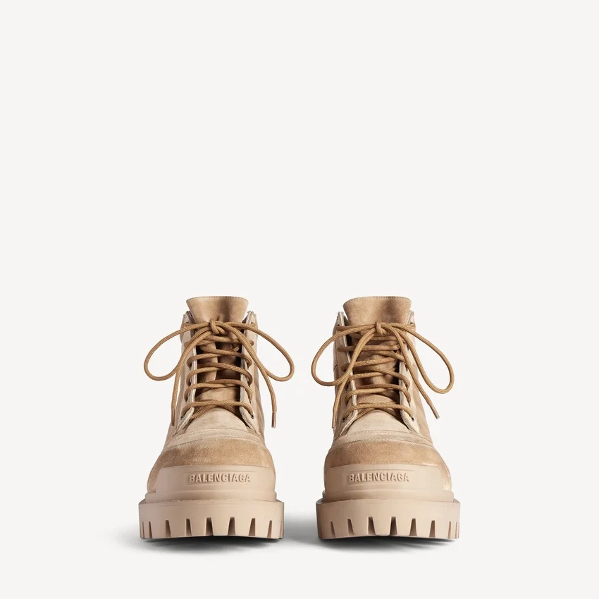 Damen-Stiefel „Combat Strike Low“ in Sand Damen-Stiefel „Combat Strike Low“ in Sand