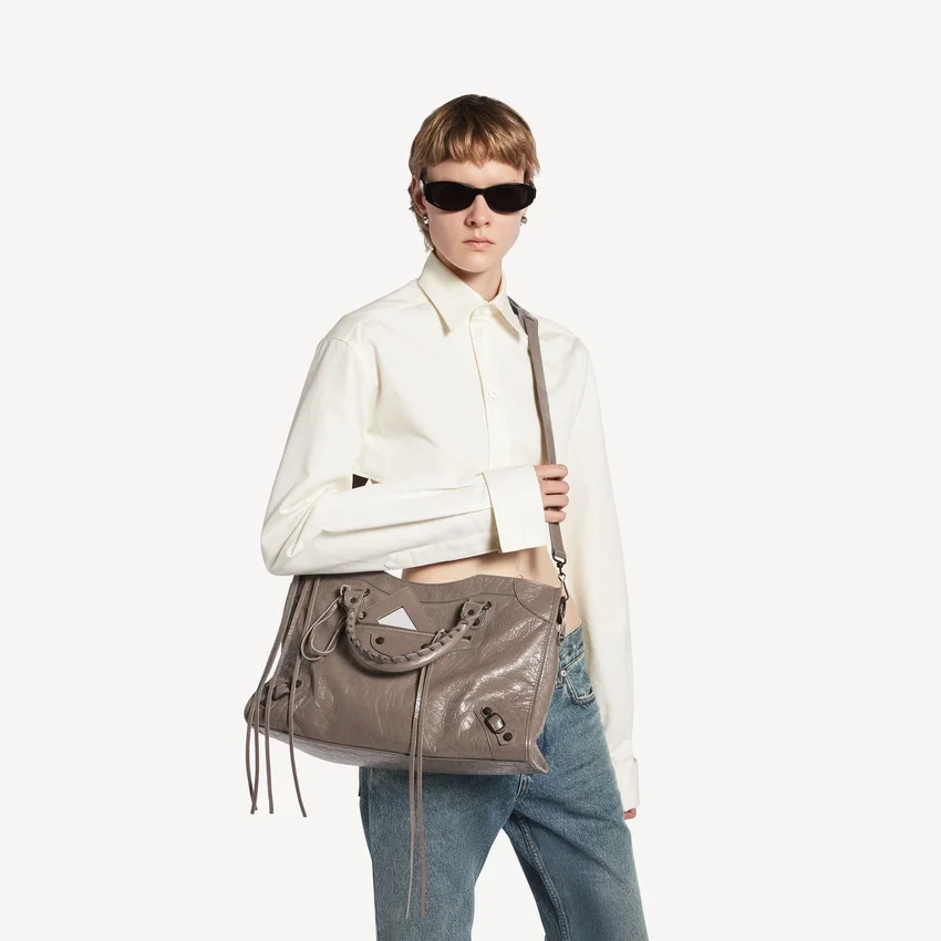 Damen-Tasche „Le City“ in Mittelgröße, Farbe „Dark Noix“ Damen-Tasche „Le City“ in Mittelgröße, Farbe „Dark Noix“