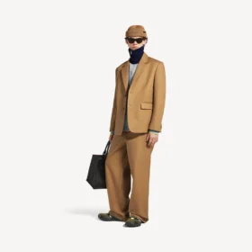 Einreihige Herrenjacke in normaler Passform in Camel