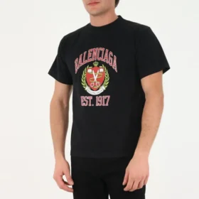 Est.1917 Crest Logo T-Shirt „Schwarz“ 670943TLV891076