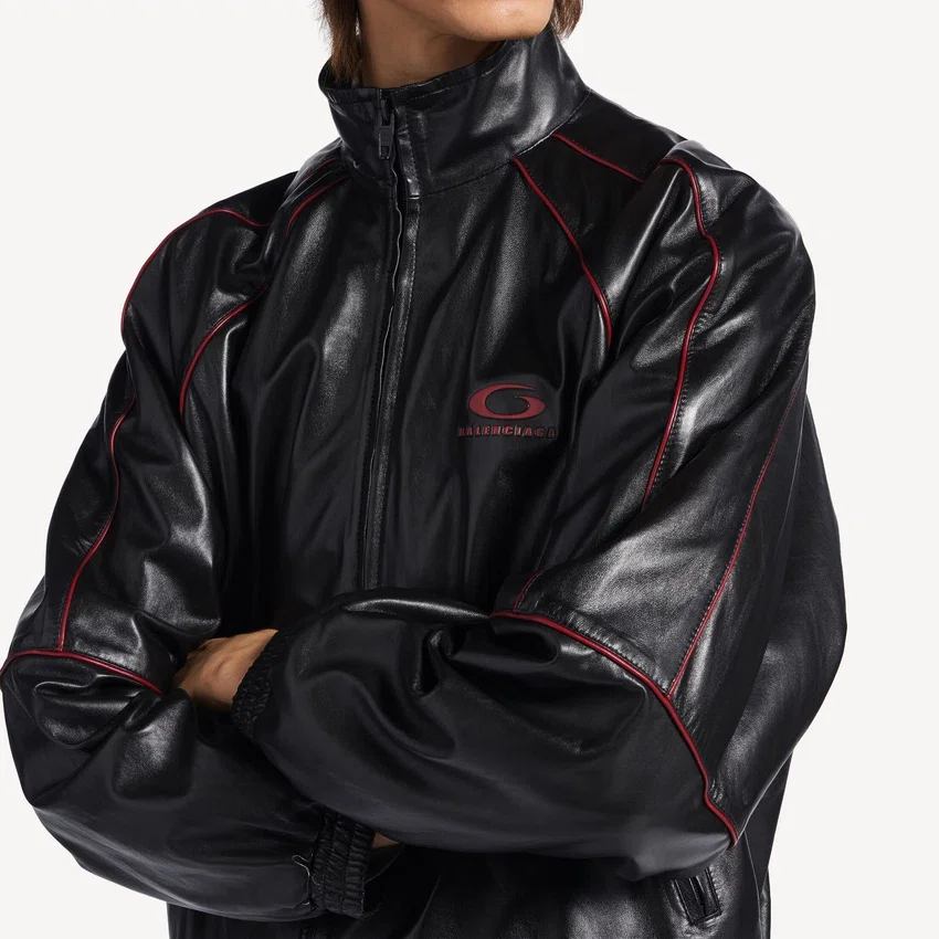 Herren-Jacke in Schwarz/Burgunderrot Herren-Jacke in Schwarz/Burgunderrot