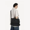 Herren-Messenger-Tasche im Army-Stil in Schwarz