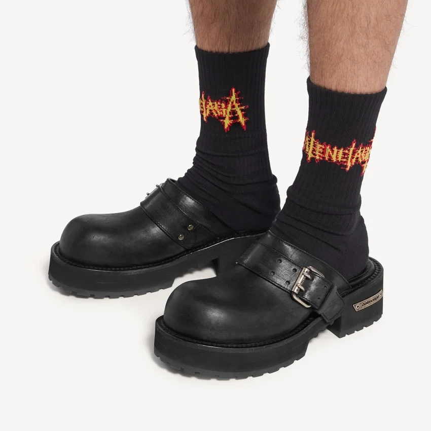 Herren-Pantoletten „Venom“ in Schwarz Herren-Pantoletten „Venom“ in Schwarz