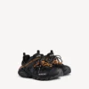 Herren-Sneaker mit Schnürung im Track-Trail-Stil in Schwarz/Orange Herren-Sneaker mit Schnürung im Track-Trail-Stil in Schwarz/Orange