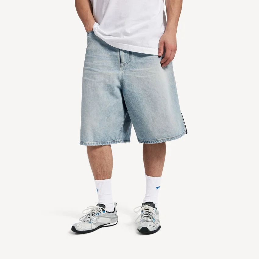 Herren-Sneaker „Radar Gradient Lines“ in Weiß/Grau/Silber/Schwarz/Blau Herren-Sneaker „Radar Gradient Lines“ in Weiß/Grau/Silber/Schwarz/Blau