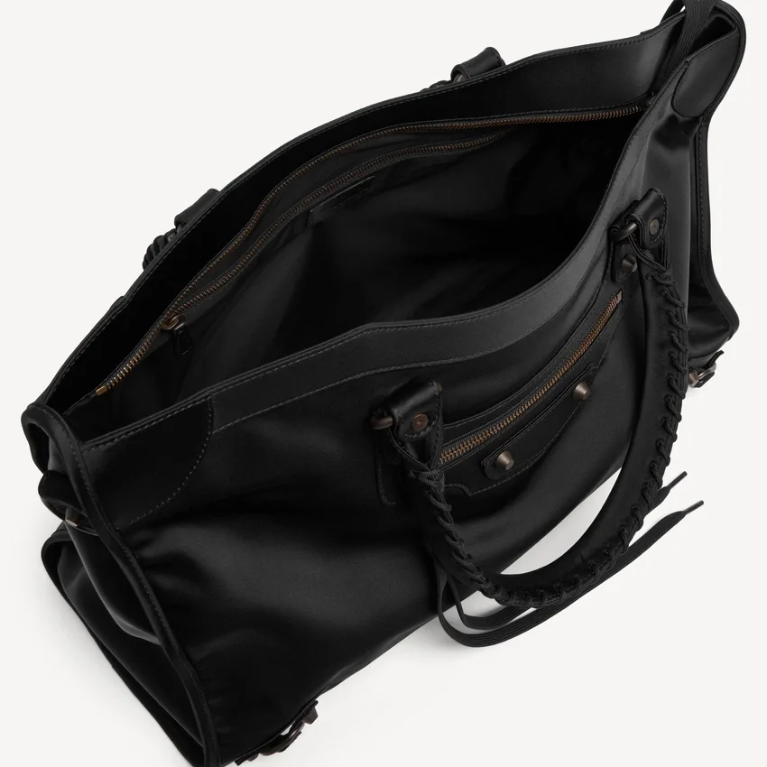Herren-Tasche „Le City“ groß in Schwarz Herren-Tasche „Le City“ groß in Schwarz
