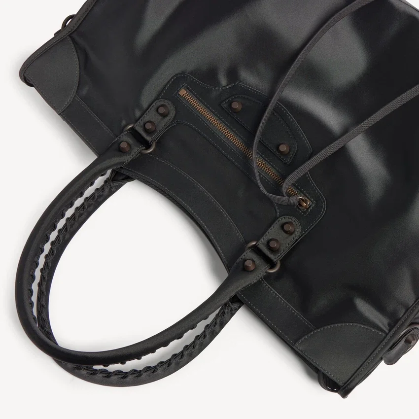 Herren-Tasche „Le City“ groß in Schwarz Herren-Tasche „Le City“ groß in Schwarz