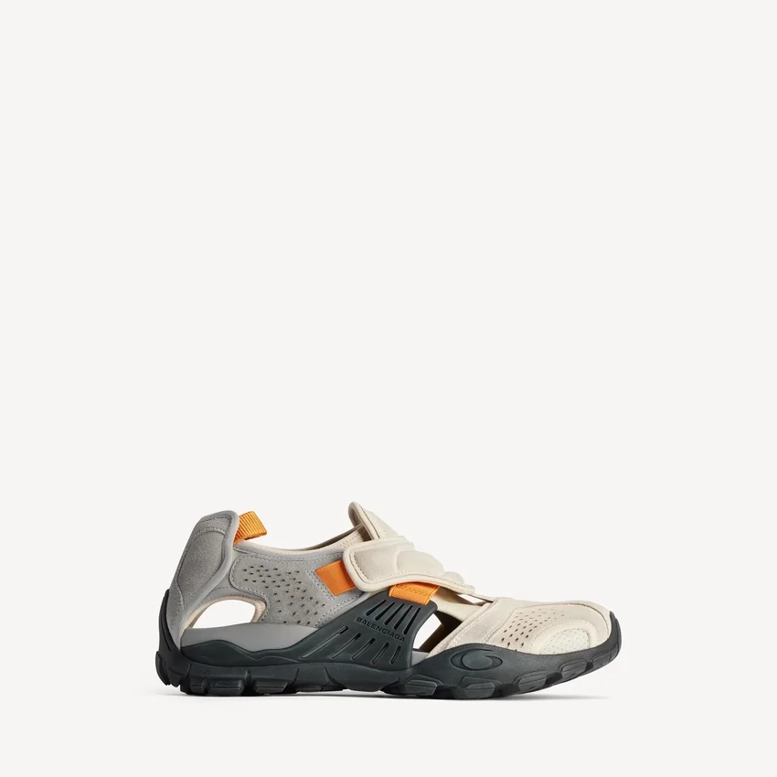 Herren-Wandersandale als Sneaker in Grau/Beige/Orange/Schwarz Herren-Wandersandale als Sneaker in Grau/Beige/Orange/Schwarz