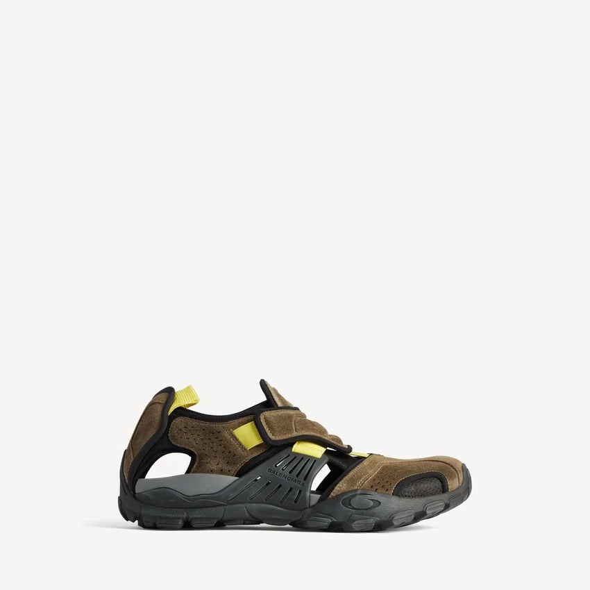 Herren-Wandersandale als Sneaker in Taupe/Schwarz/Neongelb Herren-Wandersandale als Sneaker in Taupe/Schwarz/Neongelb