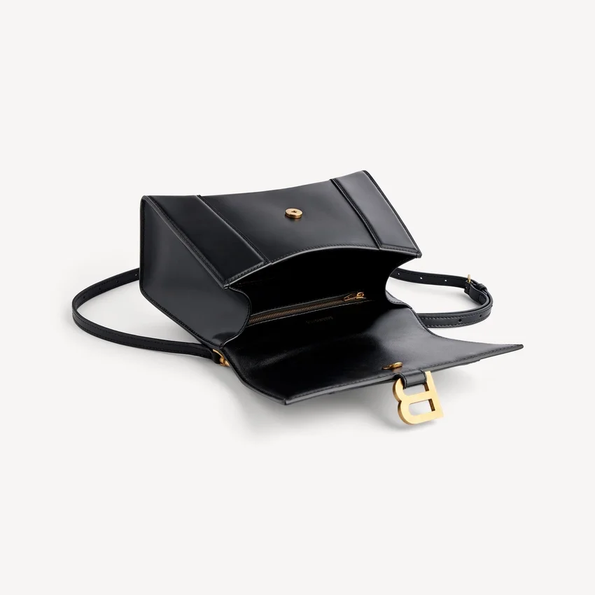 Kleine Damenhandtasche in Hourglass-Form in Schwarz Kleine Damenhandtasche in Hourglass-Form in Schwarz