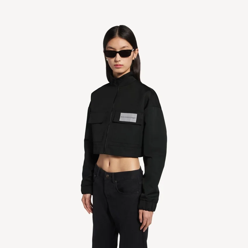 Kurze Trainingsjacke für Damen in Schwarz Kurze Trainingsjacke für Damen in Schwarz