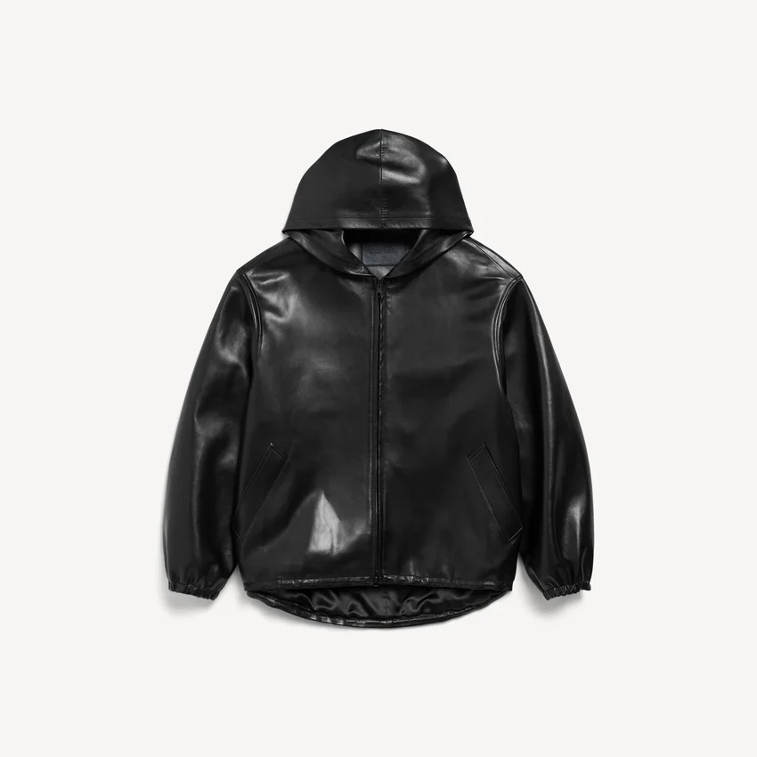 Locker sitzender Damen-Hoodie in Schwarz Locker sitzender Damen-Hoodie in Schwarz