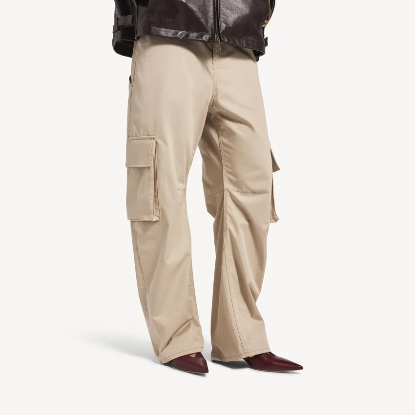 Lässige Cargo-Hose für Damen in Beige Lässige Cargo-Hose für Damen in Beige