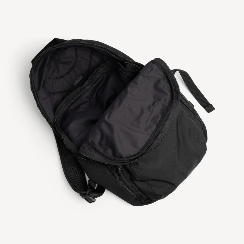 Multifunktionaler Rucksack „Explorer“ für Herren in Schwarz Multifunktionaler Rucksack „Explorer“ für Herren in Schwarz
