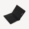 Signature-Brieftasche für Herren, vertikal gefaltet, aus BB Monogram-beschichtetem Canvas in Schwarz/Grau Signature-Brieftasche für Herren, vertikal gefaltet, aus BB Monogram-beschichtetem Canvas in Schwarz/Grau