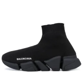 Speed 2.0 Sneaker „Schwarzer, glänzender Strick mit schwarzer Sohle“ 636833W2AF31000