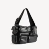 Superbusy Sling Bag Large in Schwarz Superbusy Sling Bag Large in Schwarz