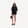 Taillierter Mini-Skort für Damen in Schwarz Taillierter Mini-Skort für Damen in Schwarz