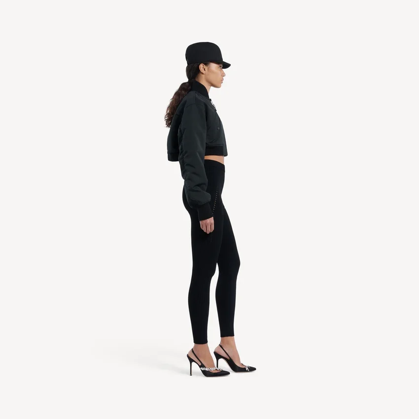 Techwear-Leggings für Damen in Schwarz Techwear-Leggings für Damen in Schwarz