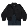 Trainingsjacke mit Aufnähern „Black“ 770500TNQ251000