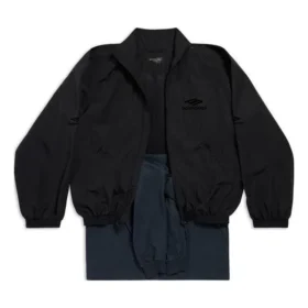 Trainingsjacke mit Aufnähern „Black“ 770500TNQ251000