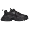 Triple S „Schwarz“ 524039W2FA51000