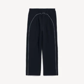 Weite Herren-Fußball-Jogginghose in Schwarz Weite Herren-Fußball-Jogginghose in Schwarz